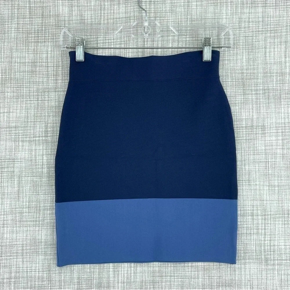 NWT BCBGMaxAzria Womens Size 0 color block blue skirt 1819 - Picture 2 of 8